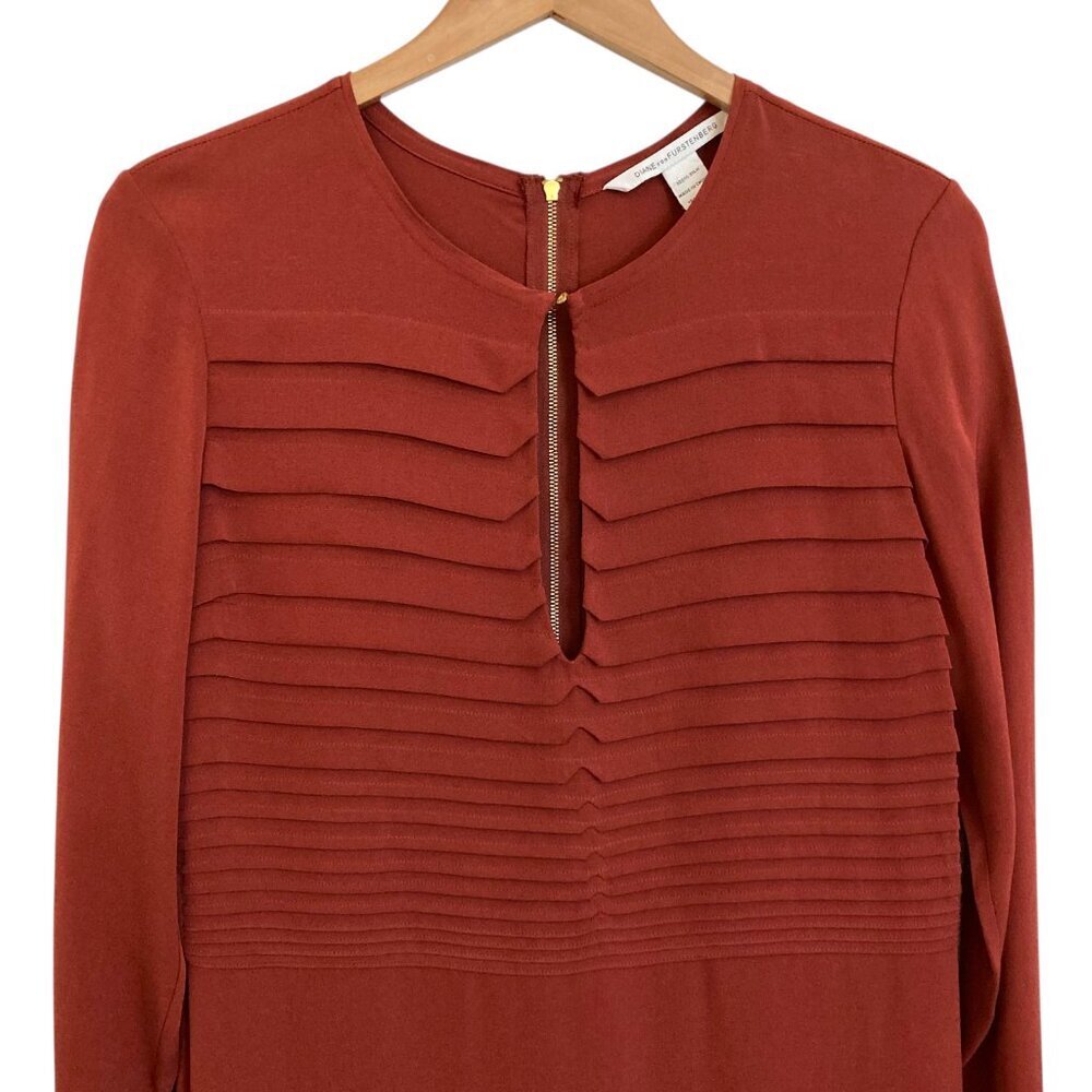 DIANE VON FURSTENBERG Kimian Silk Pintucked Keyhole Dress - Picture 7 of 11